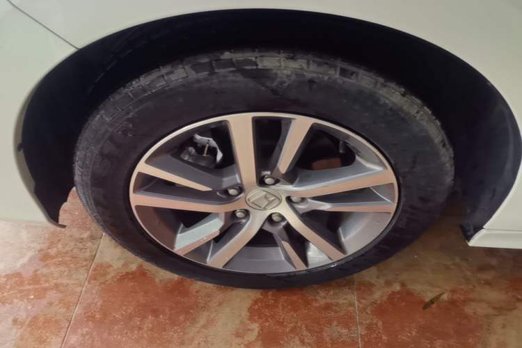 Used Honda Civic 2022 240TURBO CVT Dynamic Edition Left Front Wheel Hub