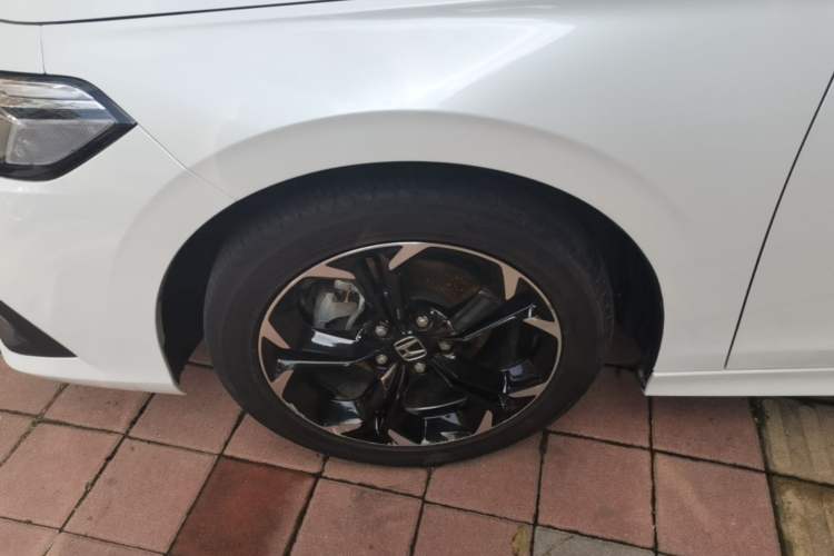 Used Honda Civic 2022 240TURBO CVT Dynamic Edition Left Front Wheel Hub