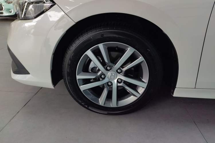 Used Honda Civic 2022 240TURBO CVT Dynamic Edition Left Front Wheel Hub