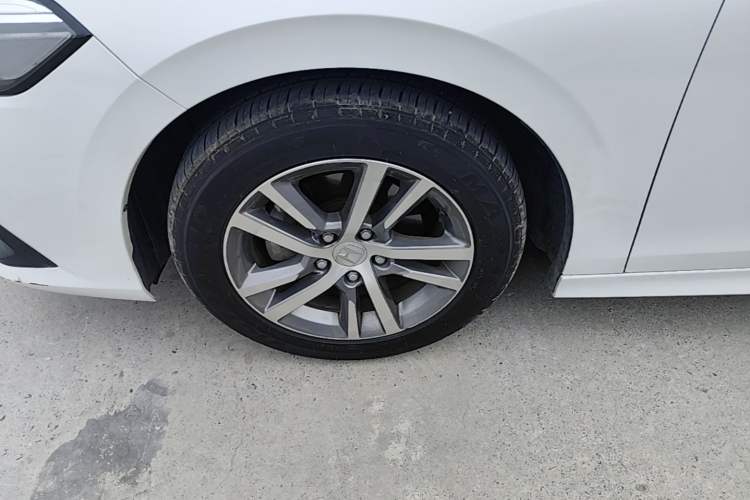 Used Honda Civic 2022 240TURBO CVT Dynamic Edition Left Front Wheel Hub