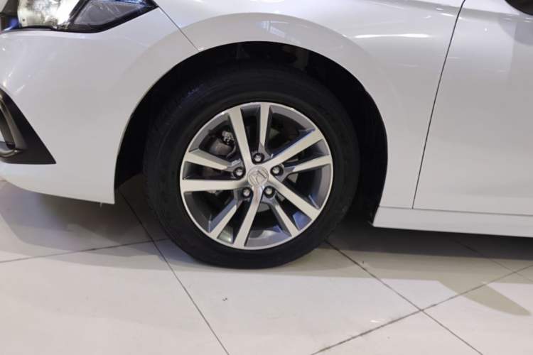 Used Honda Civic 2022 240TURBO CVT Dynamic Edition Left Front Wheel Hub