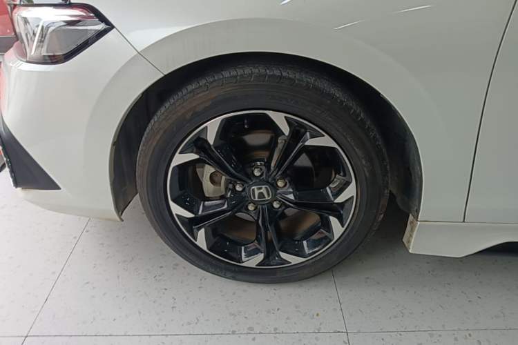 Used Honda Civic 2022 240TURBO CVT Dynamic Edition Left Front Wheel Hub