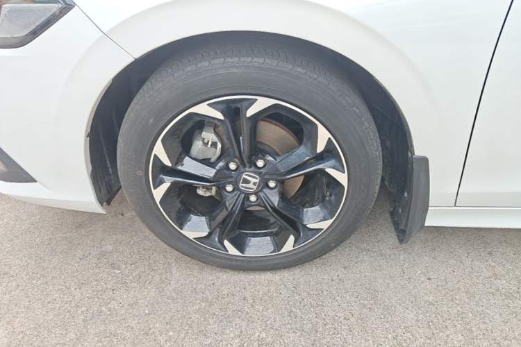 Used Honda Civic 2022 240TURBO CVT Dynamic Edition Left Front Wheel Hub