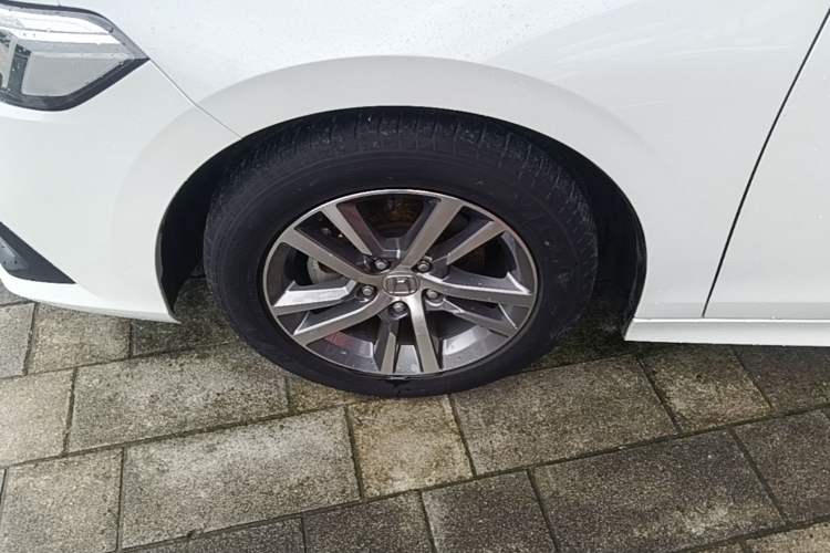 Used Honda Civic 2022 240TURBO CVT Dynamic Edition Left Front Wheel Hub