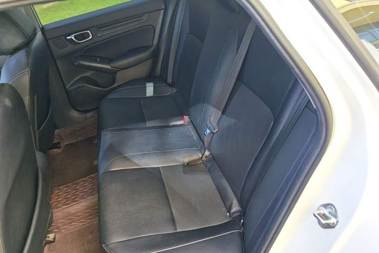 Used Honda Civic 2022 240TURBO CVT Dynamic Edition Left Rear Seat