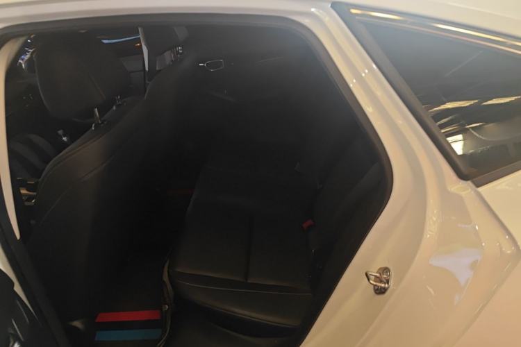 Used Honda Civic 2022 180TURBO CVT Shangqing Edition Left Rear Seat