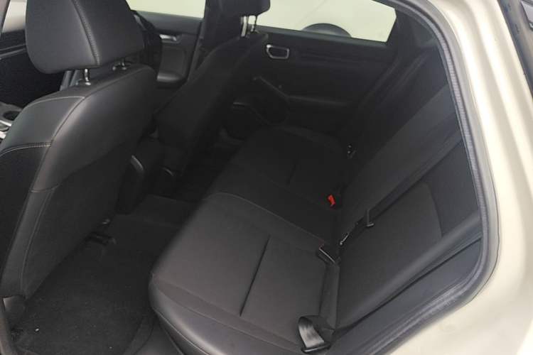 Used Honda Civic 2022 240TURBO CVT Dynamic Edition Left Rear Seat