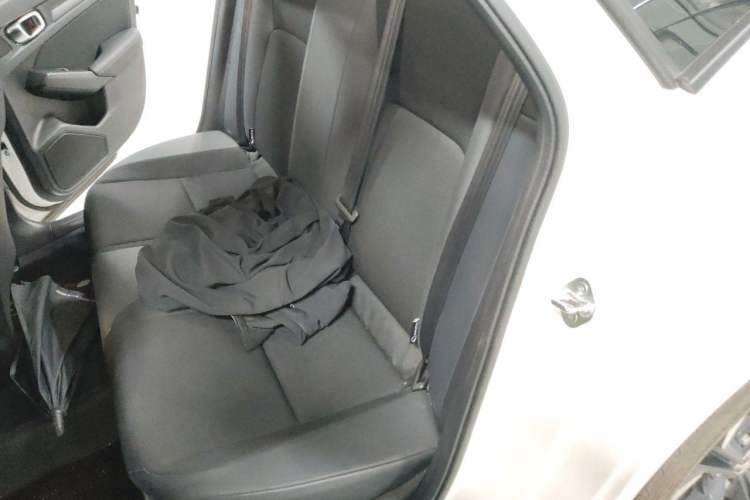 Used Honda Civic 2022 240TURBO CVT Dynamic Edition Left Rear Seat