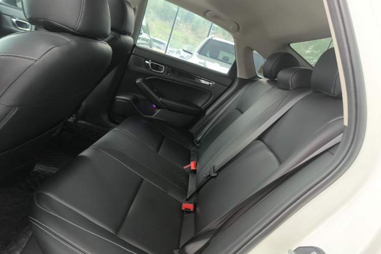 Used Honda Civic 2022 240TURBO CVT Dynamic Edition Left Rear Seat