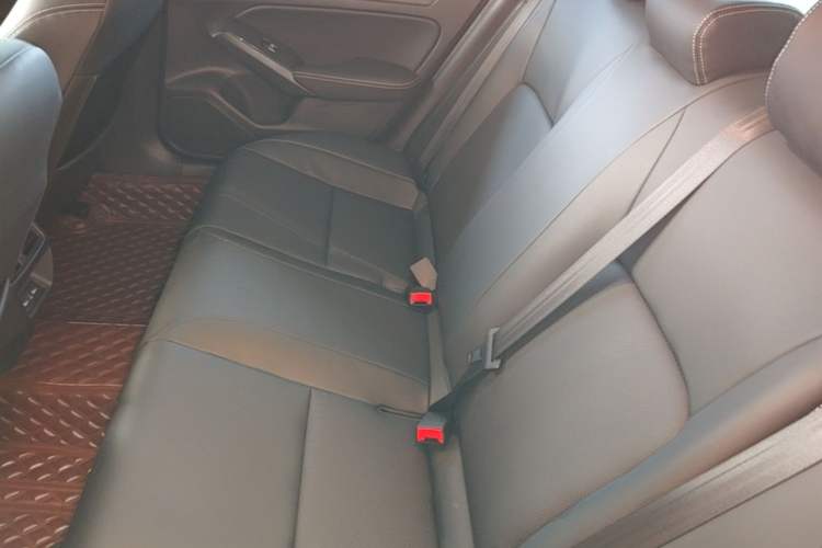 Used Honda Civic 2022 240TURBO CVT Dynamic Edition Left Rear Seat