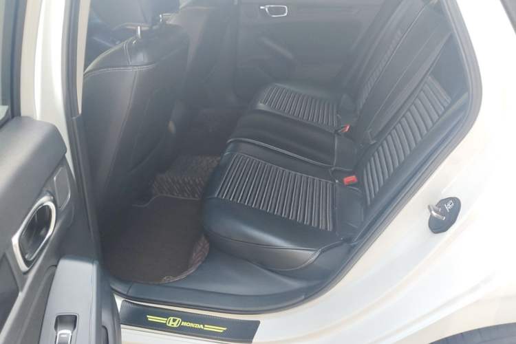 Used Honda Civic 2022 240TURBO CVT Dynamic Edition Left Rear Seat