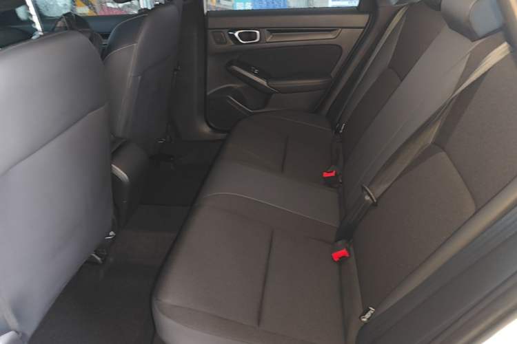 Used Honda Civic 2022 240TURBO CVT Dynamic Edition Left Rear Seat