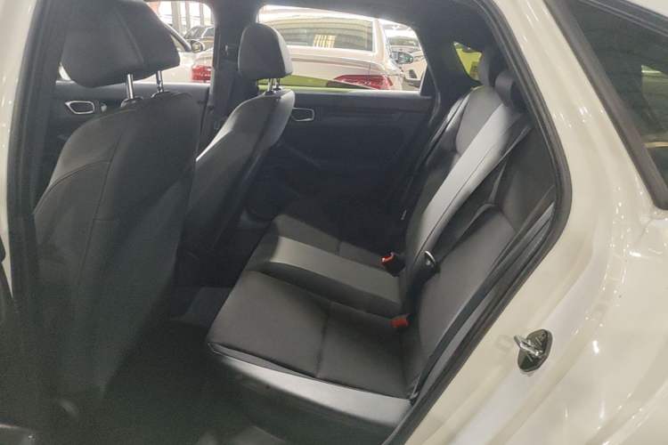 Used Honda Civic 2022 240TURBO CVT Dynamic Edition Left Rear Seat