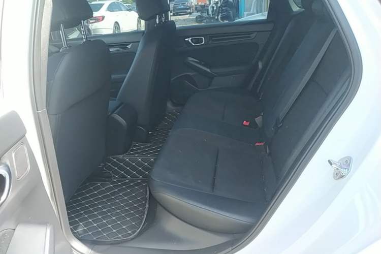 Used Honda Civic 2022 240TURBO CVT Dynamic Edition Left Rear Seat