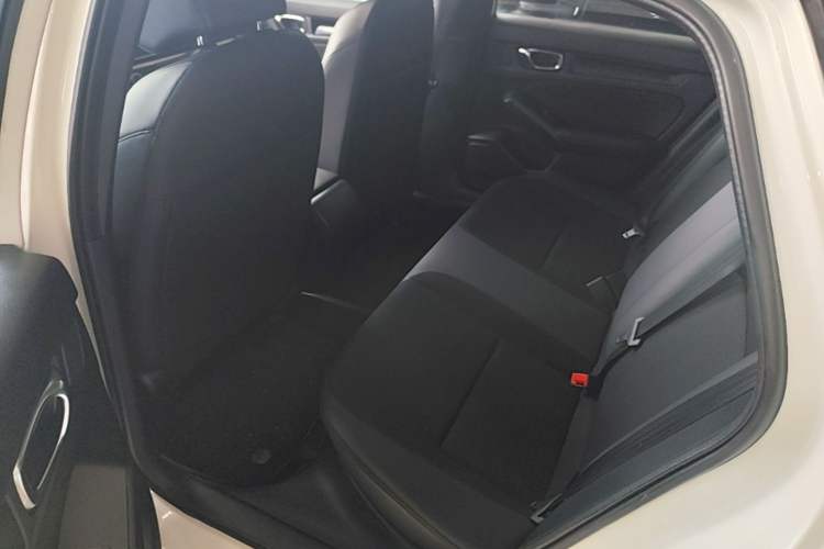 Used Honda Civic 2022 240TURBO CVT Dynamic Edition Left Rear Seat