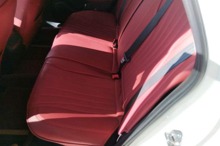 Used Honda Civic 2022 240TURBO CVT Dynamic Edition Left Rear Seat
