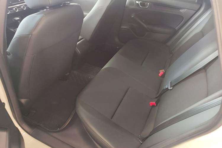 Used Honda Civic 2022 240TURBO CVT Dynamic Edition Left Rear Seat