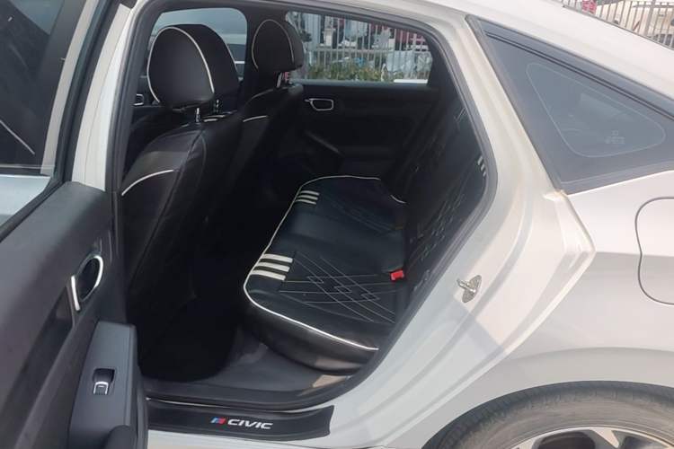 Used Honda Civic 2022 240TURBO CVT Dynamic Edition Left Rear Seat