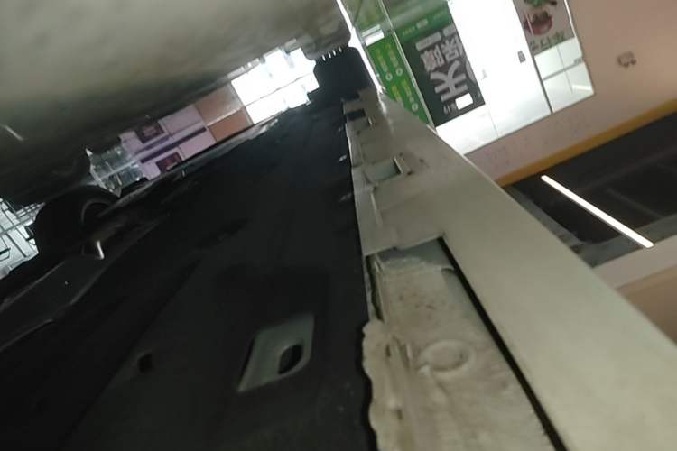 Used Honda Civic 2022 240TURBO CVT Dynamic Edition Left Side Sill