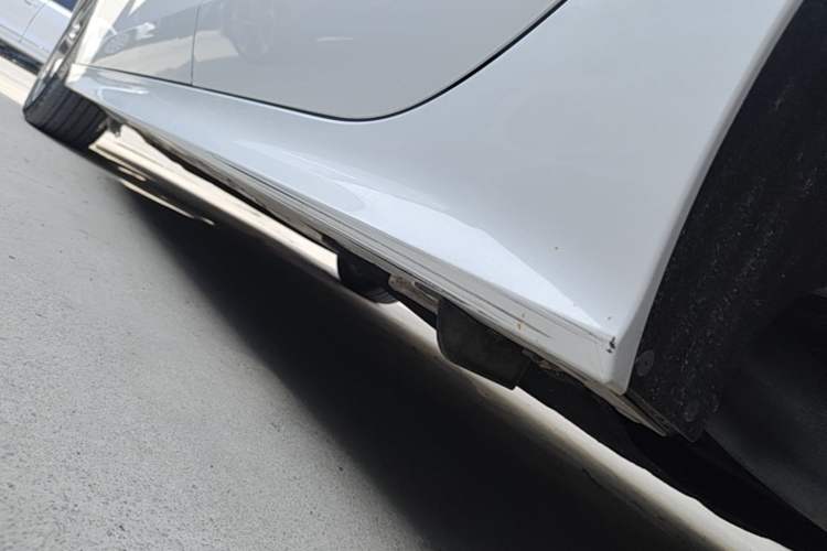 Used Honda Civic 2022 240TURBO CVT Dynamic Control Version Left Side Sill