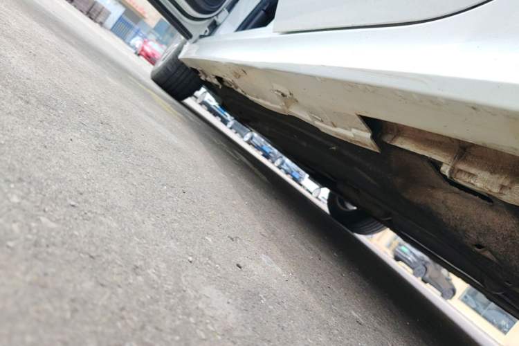Used Honda Civic 2022 240TURBO CVT Dynamic Edition Left Side Sill