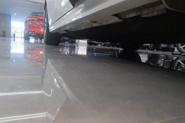 Used Honda Civic 2022 240TURBO CVT Dynamic Edition Left Side Sill