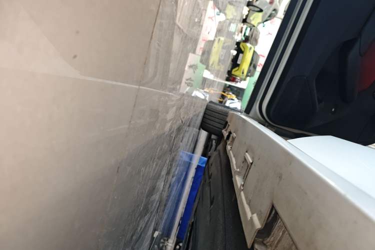 Used Honda Civic 2022 240TURBO CVT Dynamic Edition Left Side Sill