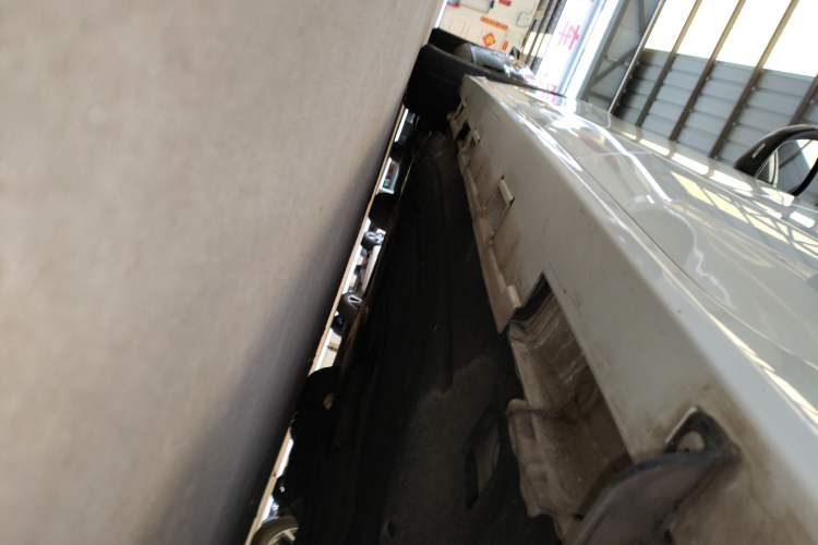 Used Honda Civic 2022 240TURBO CVT Dynamic Edition Left Side Sill