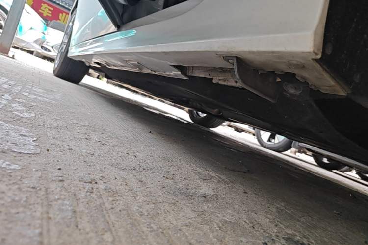Used Honda Civic 2022 240TURBO CVT Dynamic Edition Left Side Sill