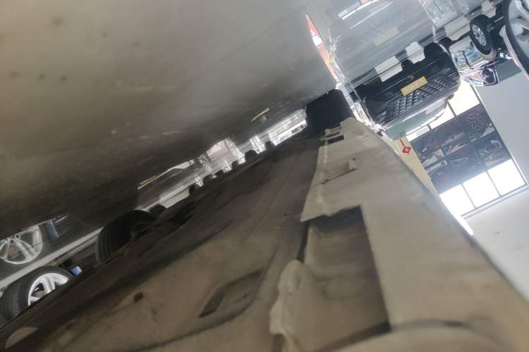 Used Honda Civic 2022 240TURBO CVT Dynamic Edition Left Side Sill