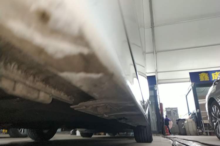 Used Honda Civic 2022 240TURBO CVT Dynamic Edition Left Side Sill