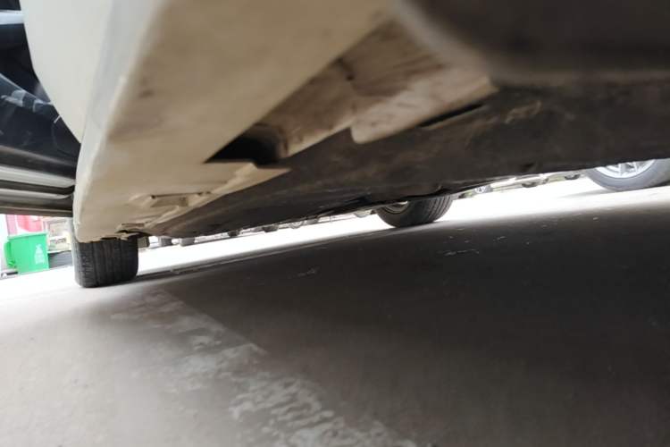 Used Honda Civic 2022 240TURBO CVT Dynamic Edition Left Side Sill