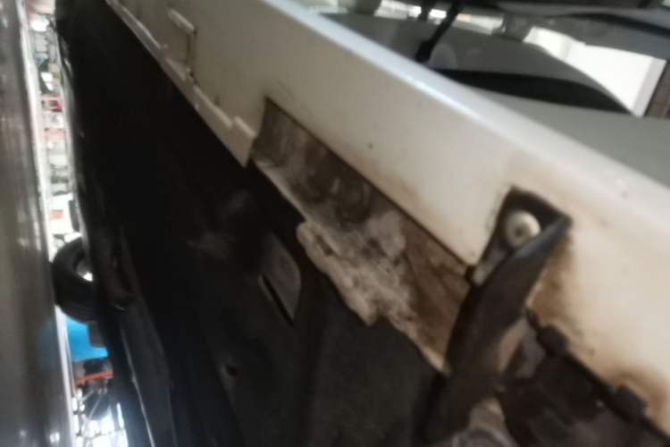 Used Honda Civic 2022 240TURBO CVT Dynamic Edition Left Side Sill