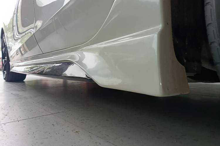 Used Honda Civic 2022 240TURBO CVT Dynamic Edition Left Side Sill