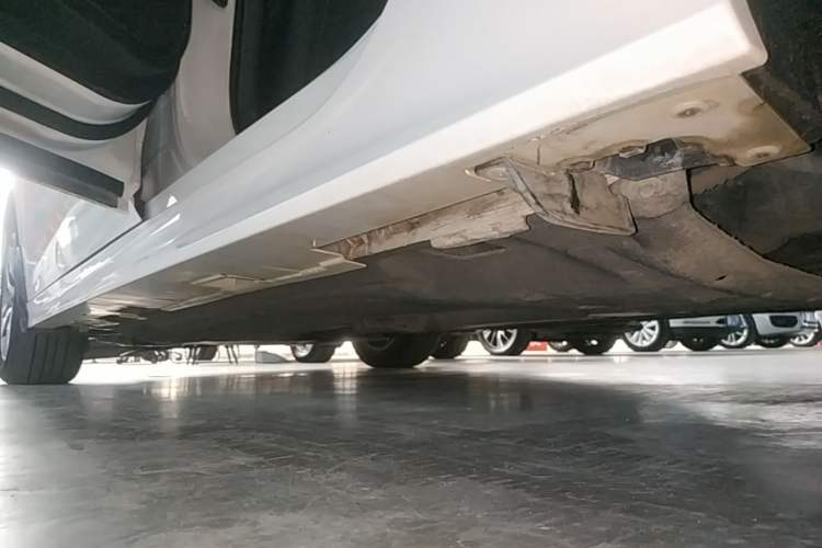 Used Honda Civic 2022 180TURBO CVT Shangqing Edition Left Side Sill
