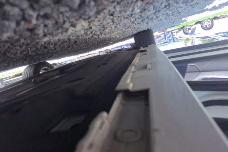 Used Honda Civic 2022 240TURBO CVT Dynamic Edition Left Side Sill