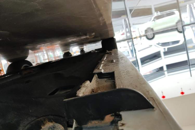 Used Honda Civic 2022 240TURBO CVT Dynamic Edition Left Side Sill
