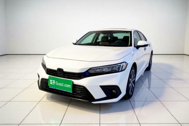 Ojetý Honda Civic 2022 240TURBO CVT Dynamic Edition