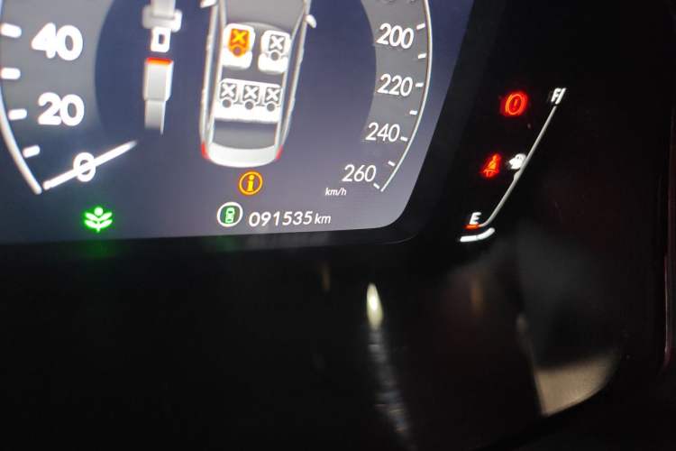 Used Honda Civic 2022 240TURBO CVT Dynamic Edition Odometer Close Up