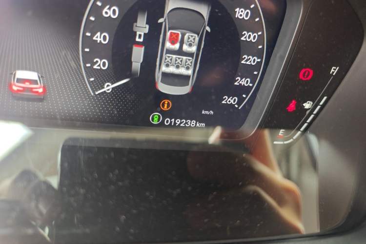 Used Honda Civic 2022 240TURBO CVT Dynamic Edition Odometer Close Up