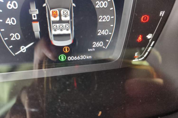Used Honda Civic 2022 240TURBO CVT Dynamic Edition Odometer Close Up