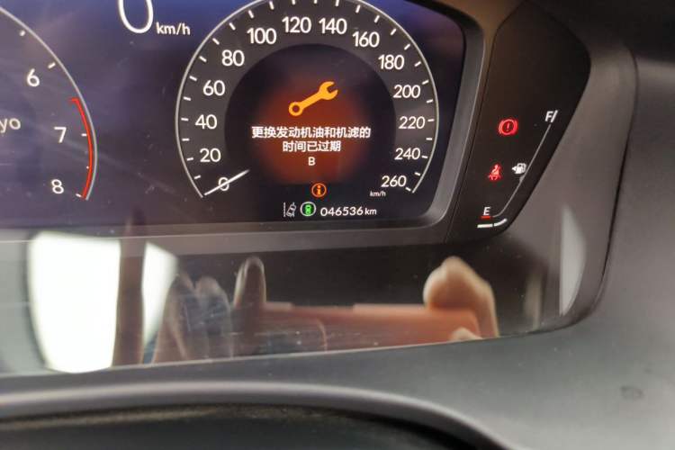 Used Honda Civic 2022 240TURBO CVT Dynamic Edition Odometer Close Up