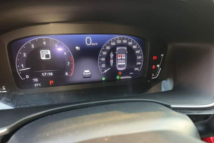 Used Honda Civic 2022 240TURBO CVT Dynamic Control Version Odometer Close Up