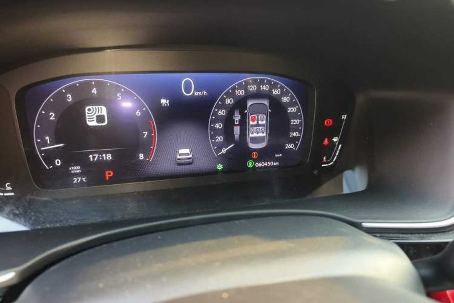 Used Honda Civic 2022 240TURBO CVT Dynamic Control Version Odometer Close Up