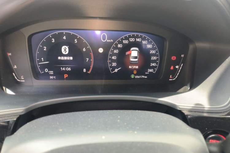 Used Honda Civic 2022 240TURBO CVT Dynamic Edition Odometer Close Up