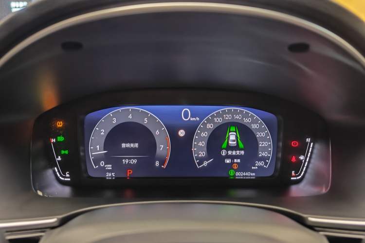 Used Honda Civic 2022 240TURBO CVT Dynamic Control Version Odometer Close Up