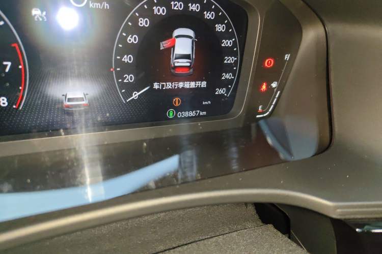 Used Honda Civic 2022 240TURBO CVT Dynamic Edition Odometer Close Up