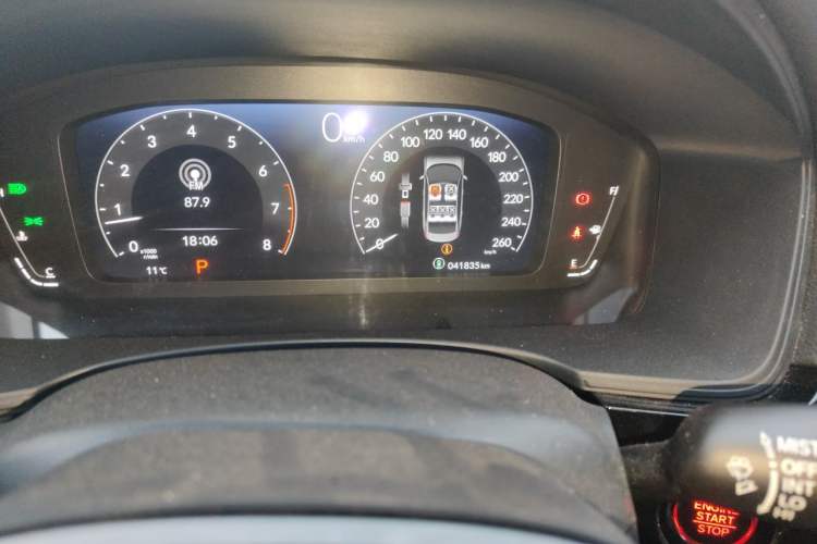 Used Honda Civic 2022 240TURBO CVT Dynamic Edition Odometer Close Up