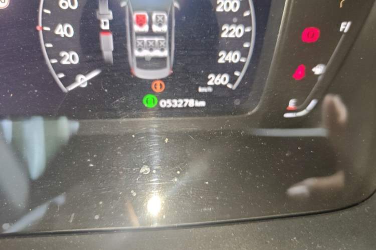 Used Honda Civic 2022 240TURBO CVT Dynamic Edition Odometer Close Up