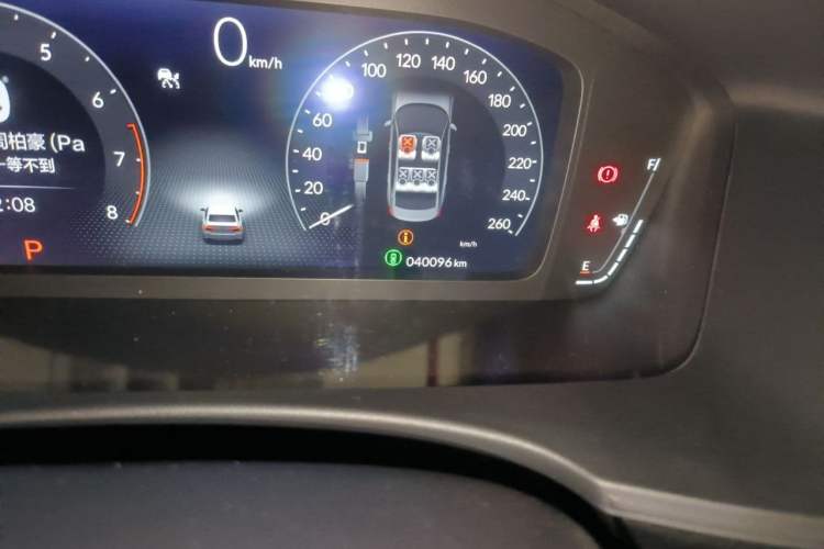 Used Honda Civic 2022 240TURBO CVT Dynamic Edition Odometer Close Up